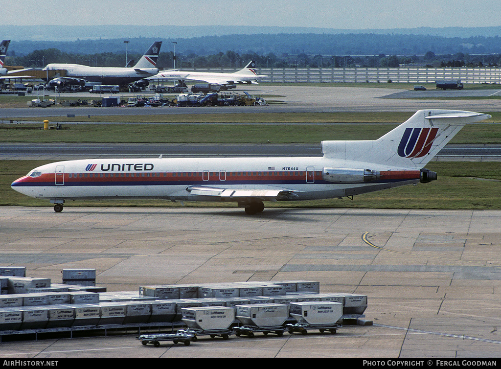 Aircraft Photo of N7644U | Boeing 727-222 | United Airlines | AirHistory.net #74346