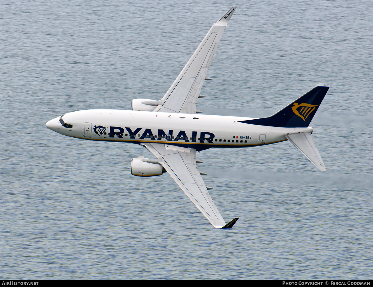 Aircraft Photo of EI-SEV | Boeing 737-73S | Ryanair | AirHistory.net #74376
