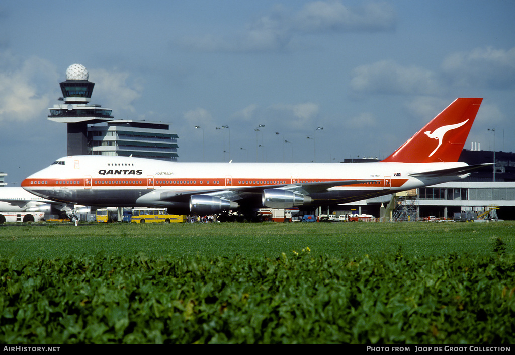 Aircraft Photo of PH-MCF | Boeing 747-21AC/SCD | Qantas | AirHistory.net #74677