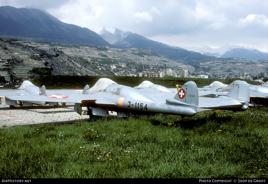 Aircraft Photo of J-1154 | De Havilland D.H. 100 Vampire FB6 | Switzerland - Air Force | AirHistory.net #74695