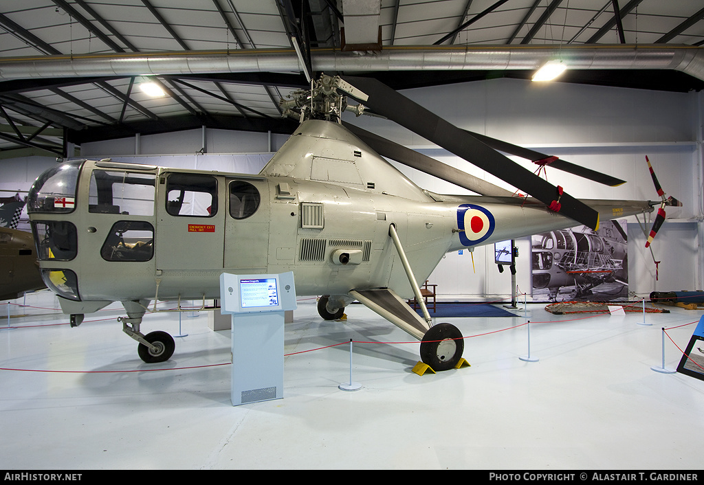 Aircraft Photo of VX595 | Westland WS-51 Dragonfly HR.5 | UK - Navy | AirHistory.net #74747