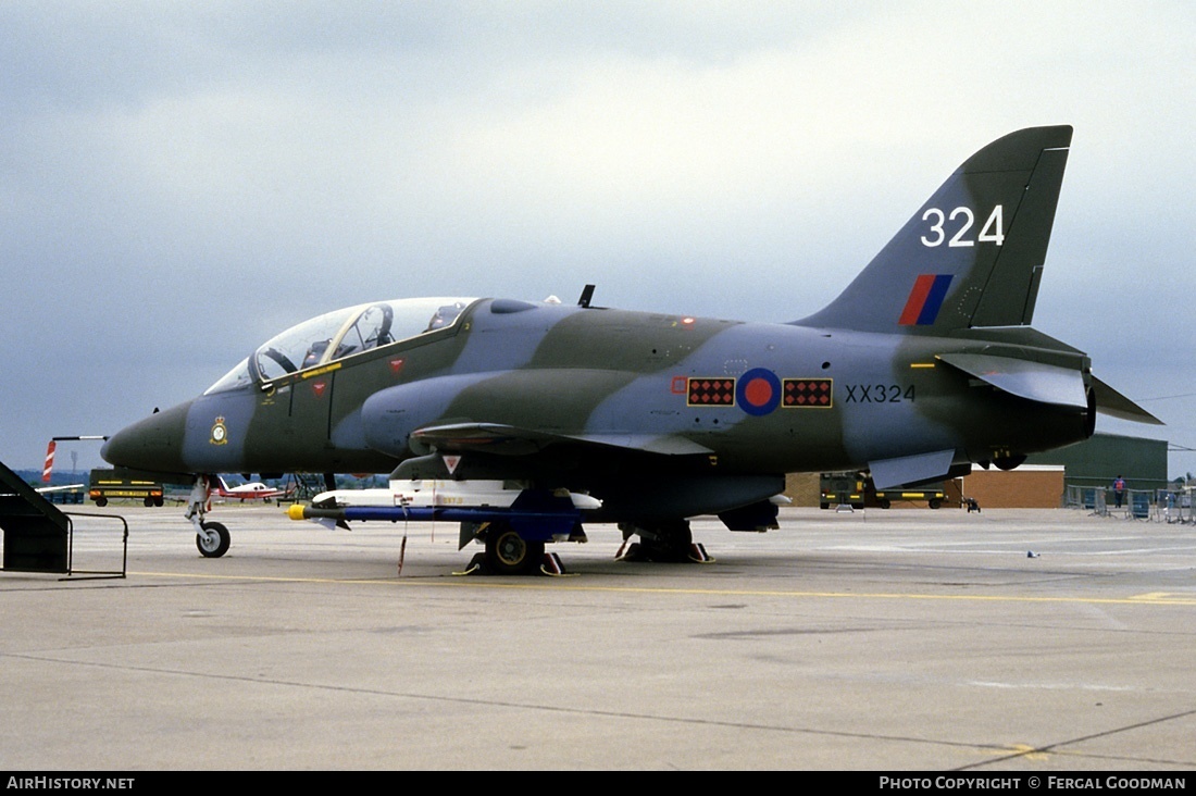 Aircraft Photo of XX324 | British Aerospace Hawk T.1A | UK - Air Force | AirHistory.net #74760