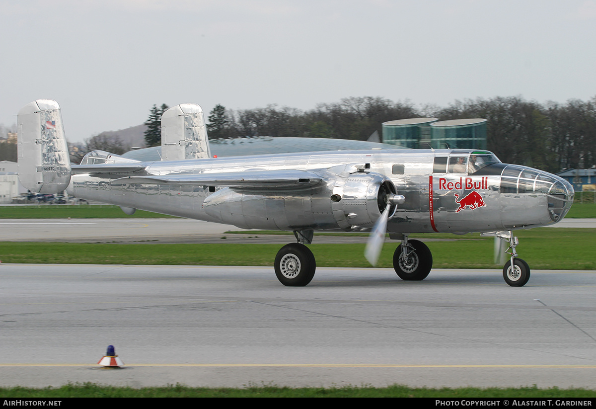 Aircraft Photo of N6123C | North American B-25J Mitchell | Red Bull | AirHistory.net #74775