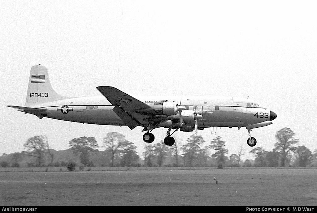 Aircraft Photo of 128433 | Douglas C-118B Liftmaster | USA - Navy | AirHistory.net #74882