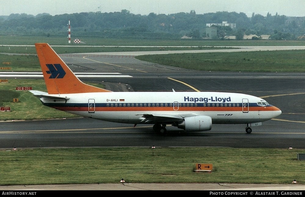 Aircraft Photo of D-AHLI | Boeing 737-5K5 | Hapag-Lloyd | AirHistory.net #75089