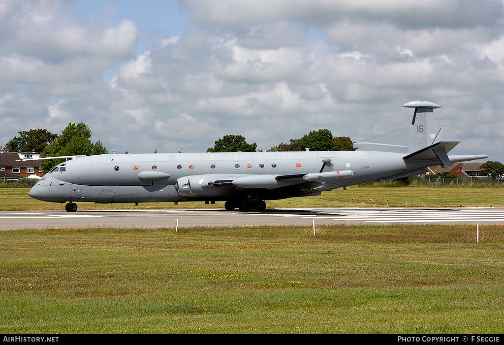 Aircraft Photo of ZJ516 | Hawker Siddeley HS-801 Nimrod MRA.4 | UK - Air Force | AirHistory.net #75096
