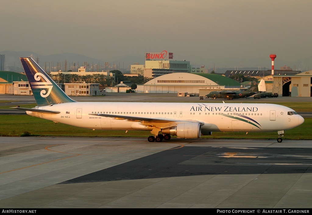 Aircraft Photo of ZK-NCJ | Boeing 767-319/ER | Air New Zealand | AirHistory.net #75126