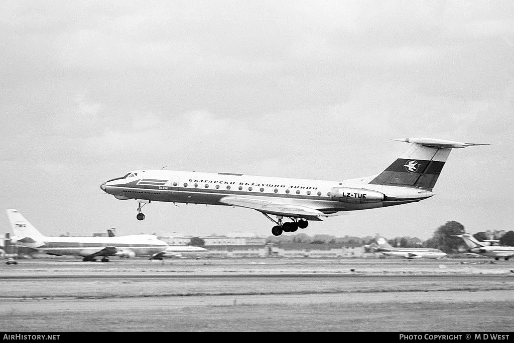 Aircraft Photo of LZ-TUE | Tupolev Tu-134 | Balkan - Bulgarian Airlines | AirHistory.net #75157