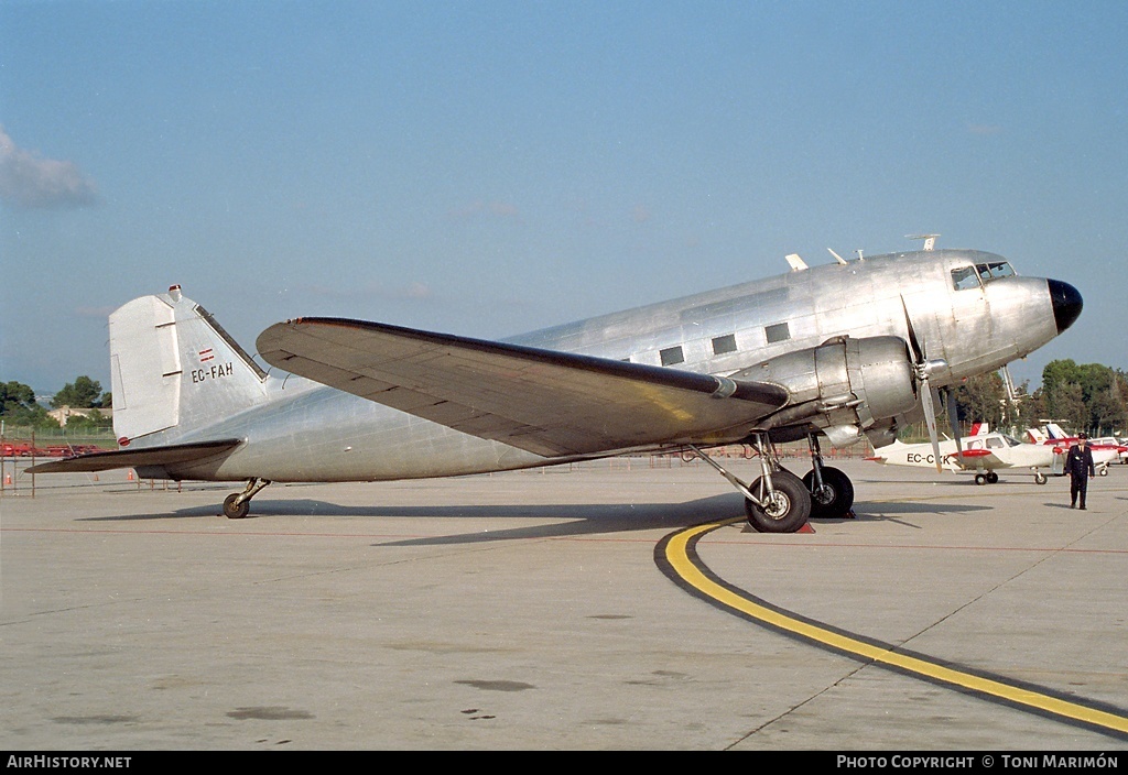Aircraft Photo of EC-FAH | Douglas DC-3(C) | AirHistory.net #75242