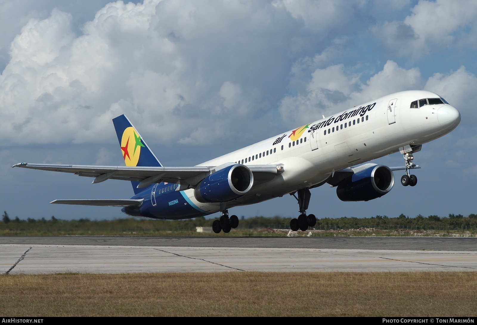 Aircraft Photo of N522NA | Boeing 757-236 | Air Santo Domingo | AirHistory.net #75314