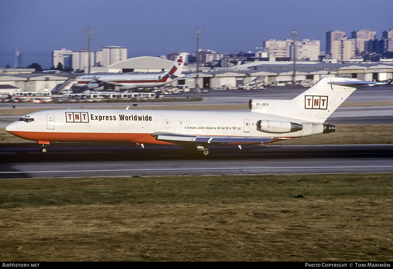 Aircraft Photo of OY-SEU | Boeing 727-243/Adv(F) | TNT Express | AirHistory.net #75378