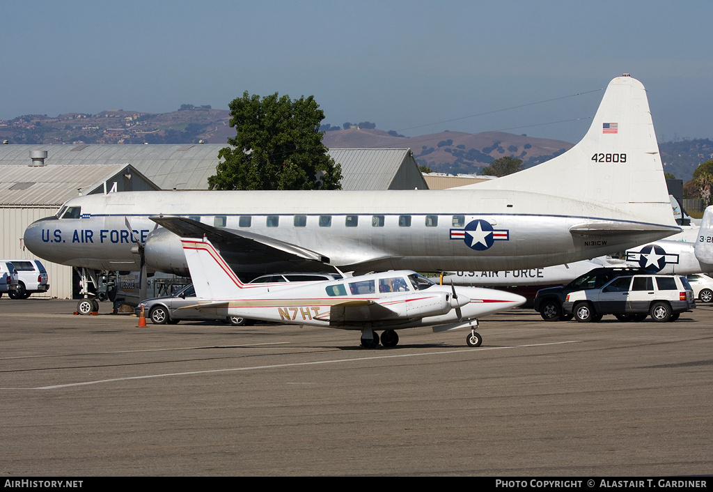 Aircraft Photo of N7HT | Piper PA-30-160 Twin Comanche B | AirHistory.net #75387