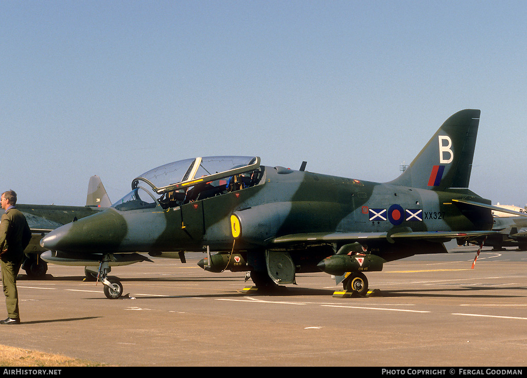 Aircraft Photo of XX327 | British Aerospace Hawk T.1 | UK - Air Force | AirHistory.net #75437