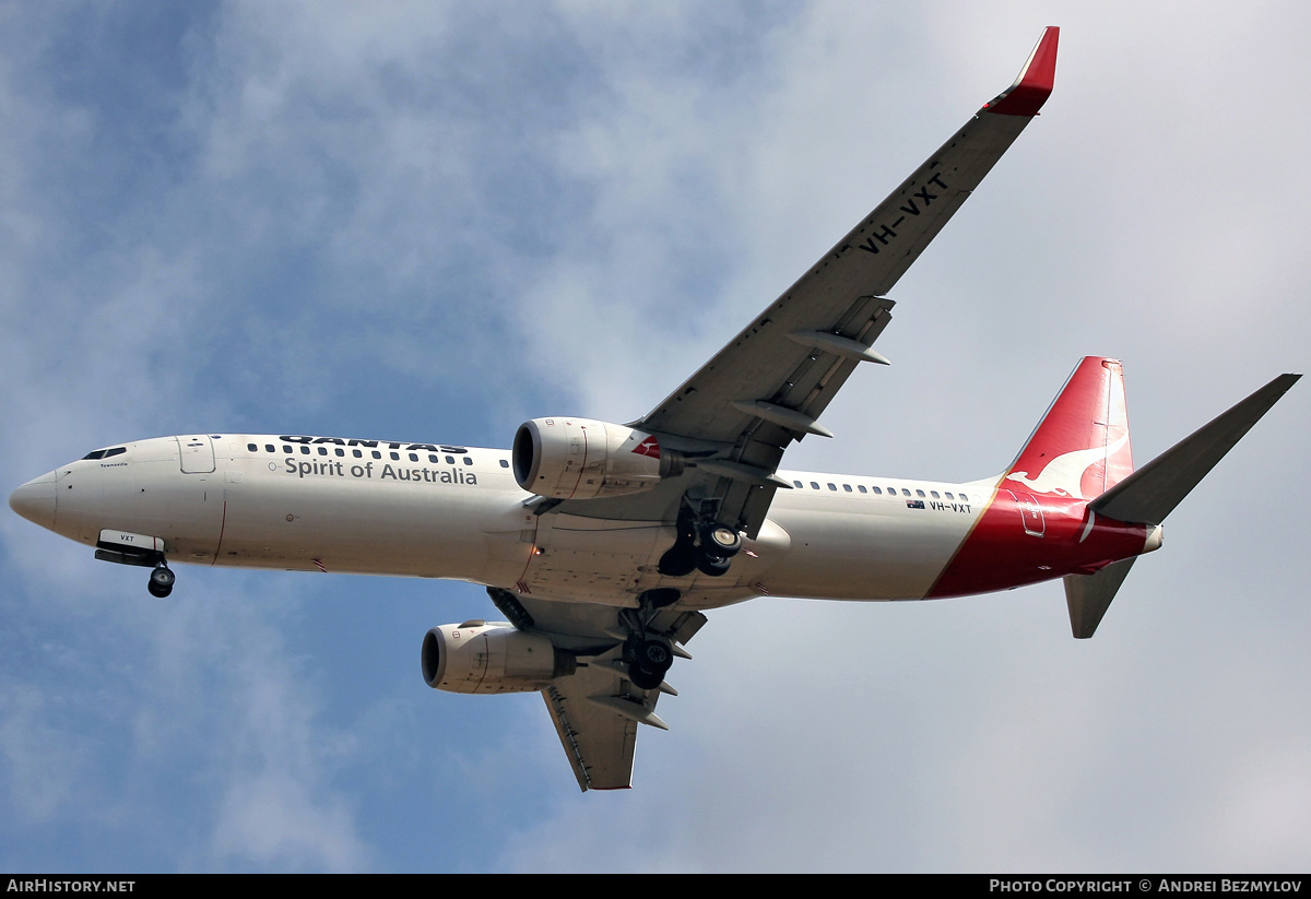 Aircraft Photo of VH-VXT | Boeing 737-838 | Qantas | AirHistory.net #75488