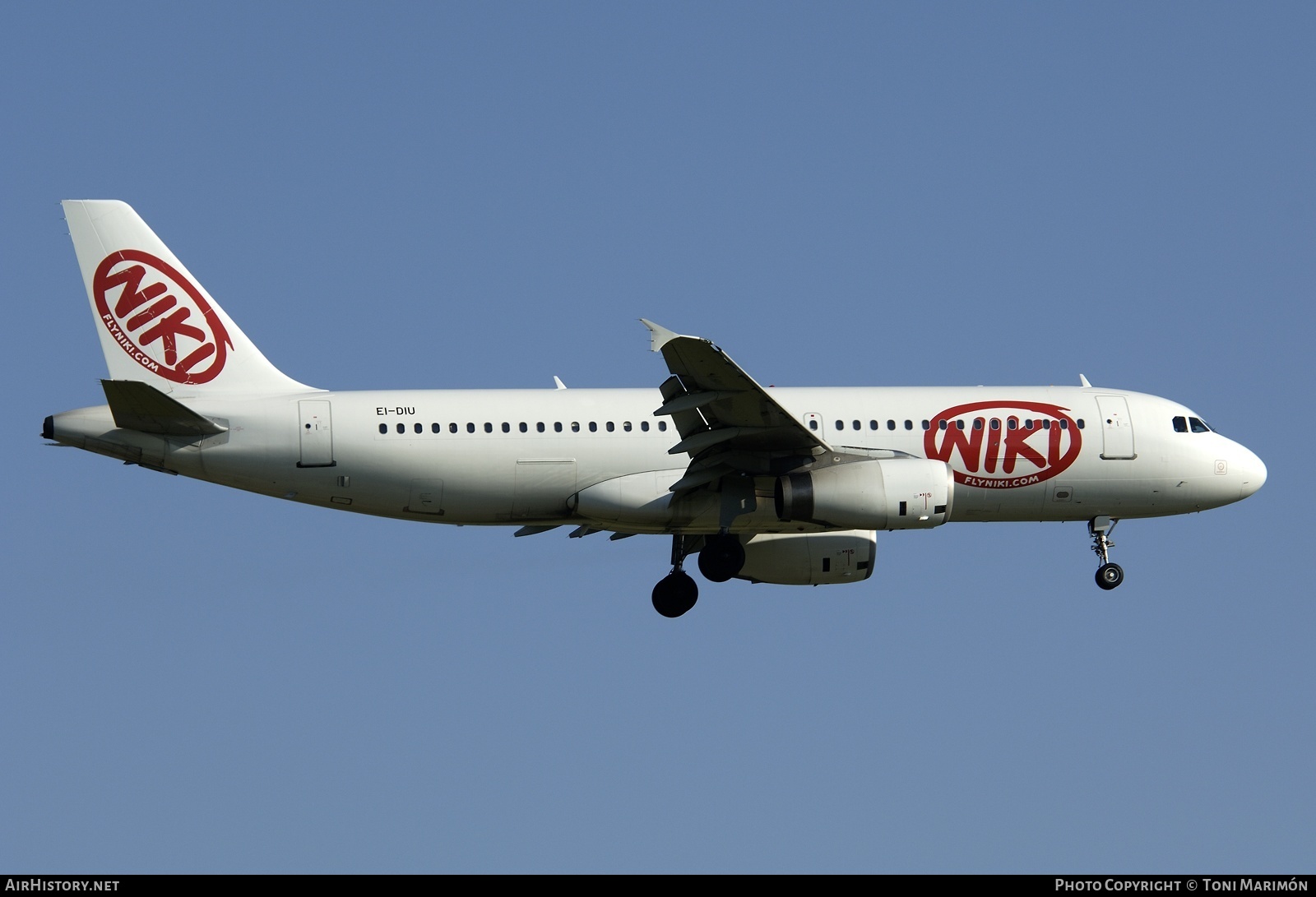 Aircraft Photo of EI-DIU | Airbus A320-232 | Niki | AirHistory.net #75629