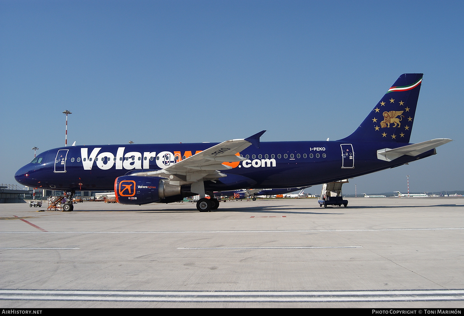 Aircraft Photo of I-PEKO | Airbus A320-214 | Volareweb | AirHistory.net #75630