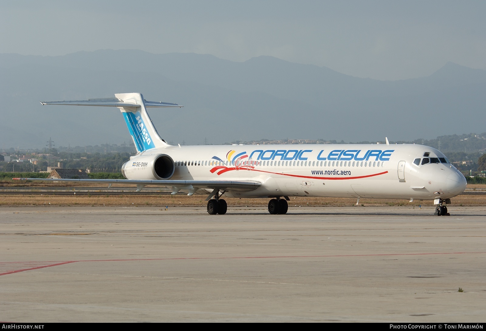 Aircraft Photo of SE-DMH | McDonnell Douglas MD-90-30 | Nordic Leisure | AirHistory.net #75635