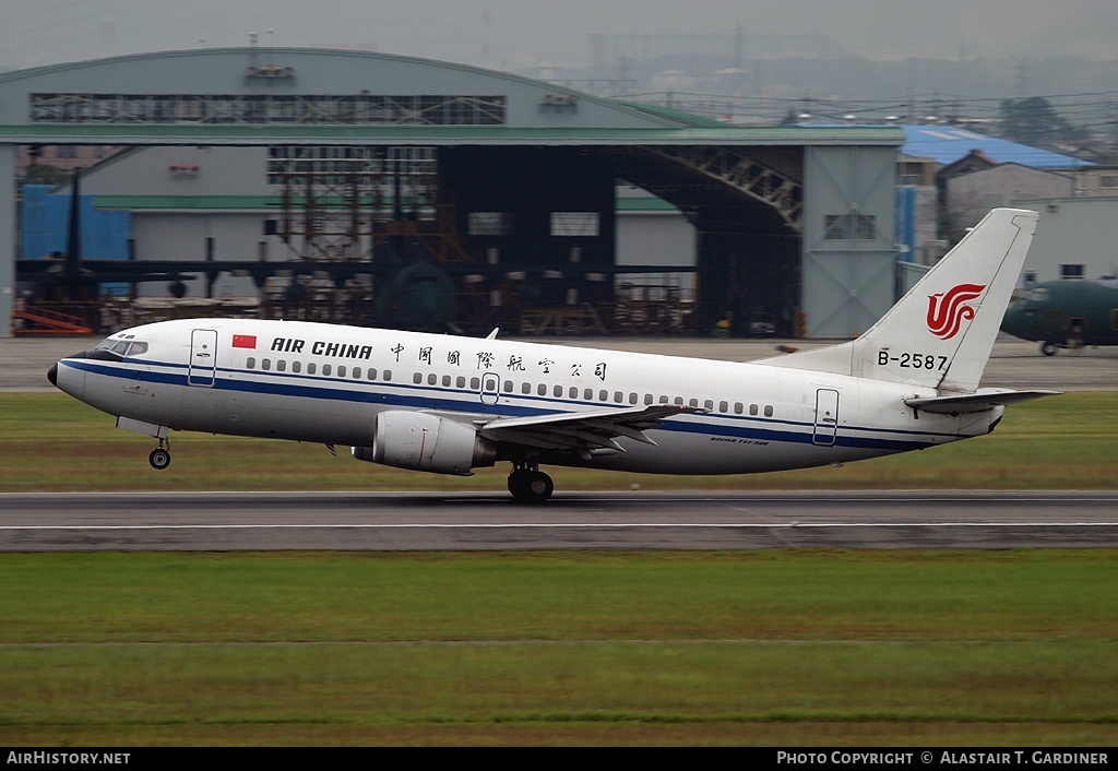 Aircraft Photo of B-2587 | Boeing 737-3J6 | Air China | AirHistory.net #75724