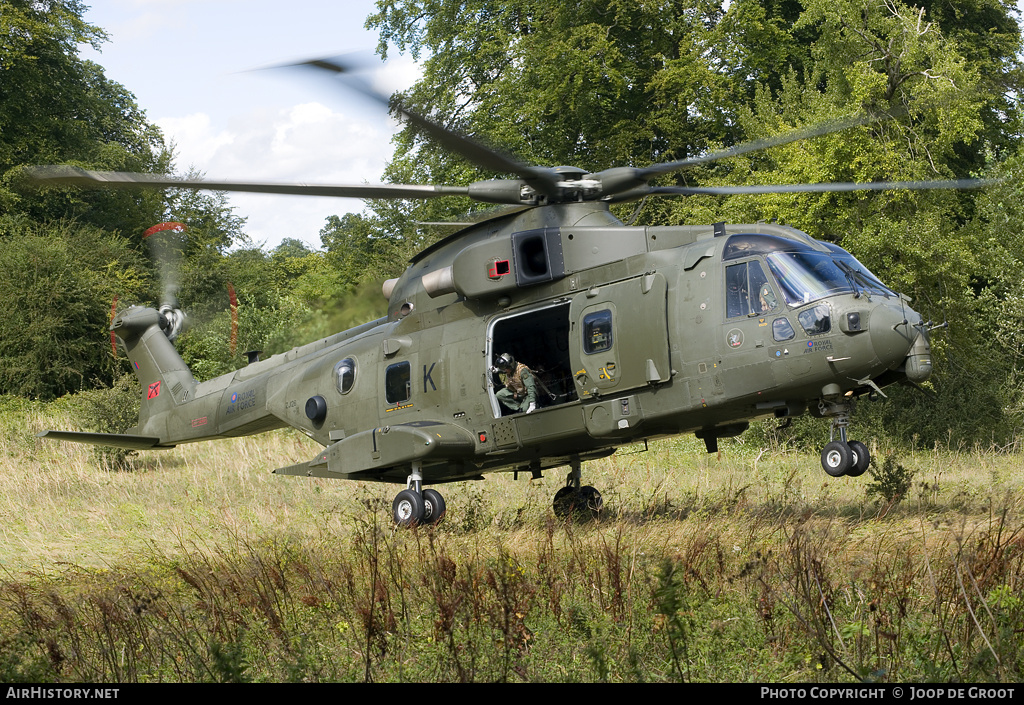 Aircraft Photo of ZJ126 | EHI EH101-411 Merlin HC3 | UK - Air Force | AirHistory.net #75763