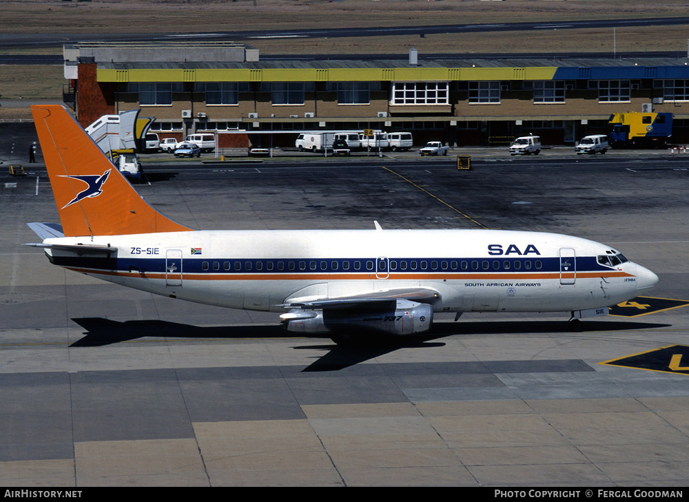 Aircraft Photo of ZS-SIE | Boeing 737-244/Adv | South African Airways - Suid-Afrikaanse Lugdiens | AirHistory.net #76123