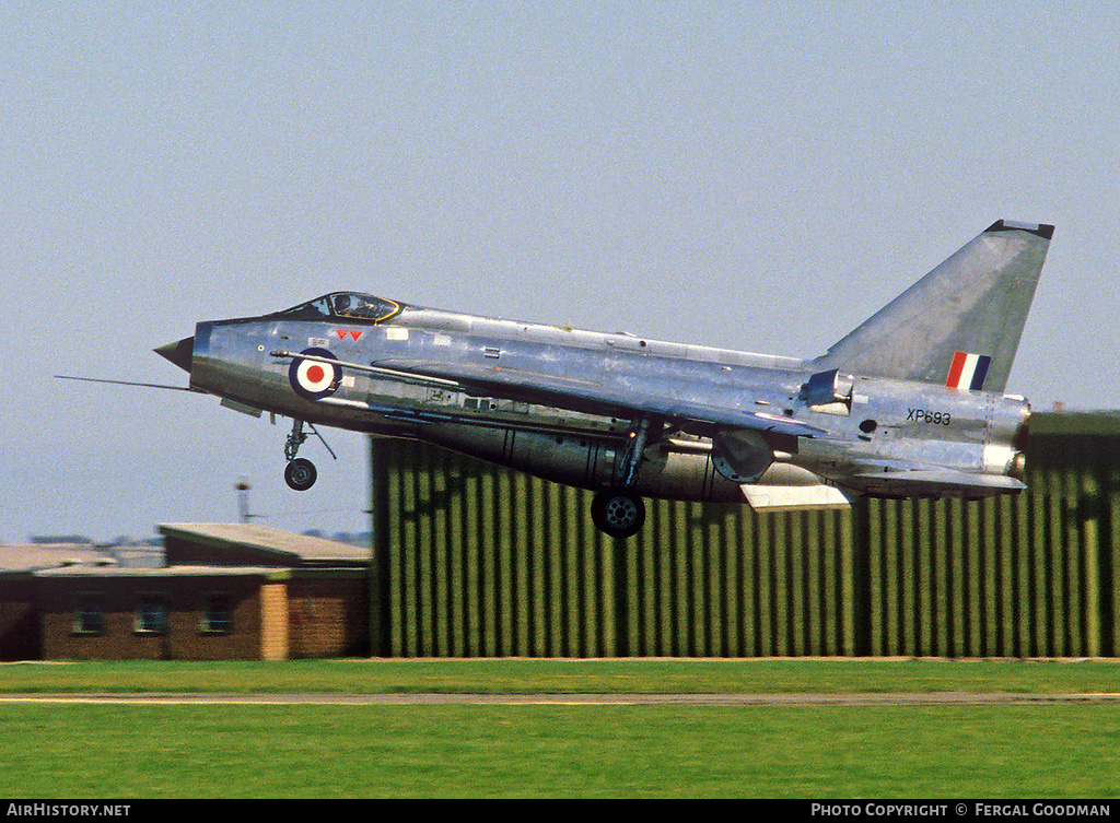 Aircraft Photo of XP693 | English Electric Lightning F6 | UK - Air Force | AirHistory.net #76130
