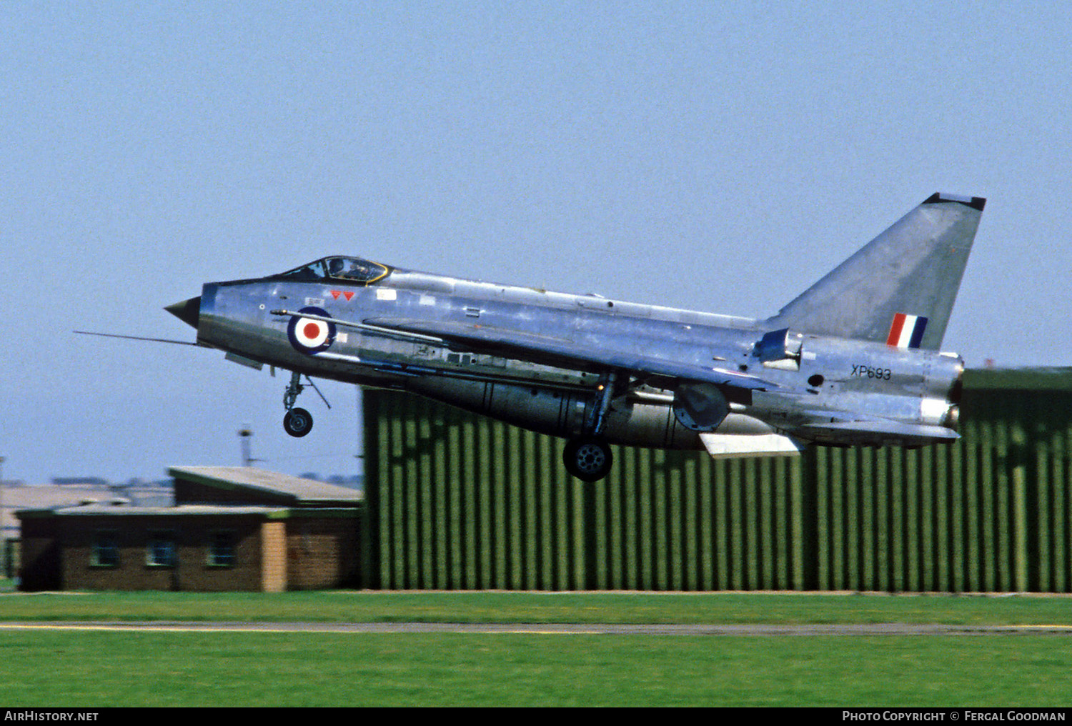 Aircraft Photo of XP693 | English Electric Lightning F6 | UK - Air Force | AirHistory.net #76130