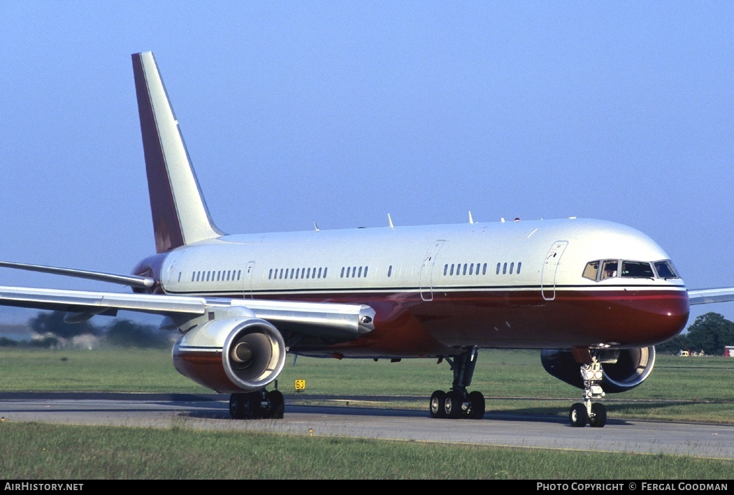 Aircraft Photo of VR-CAU | Boeing 757-2J4 | AirHistory.net #76295