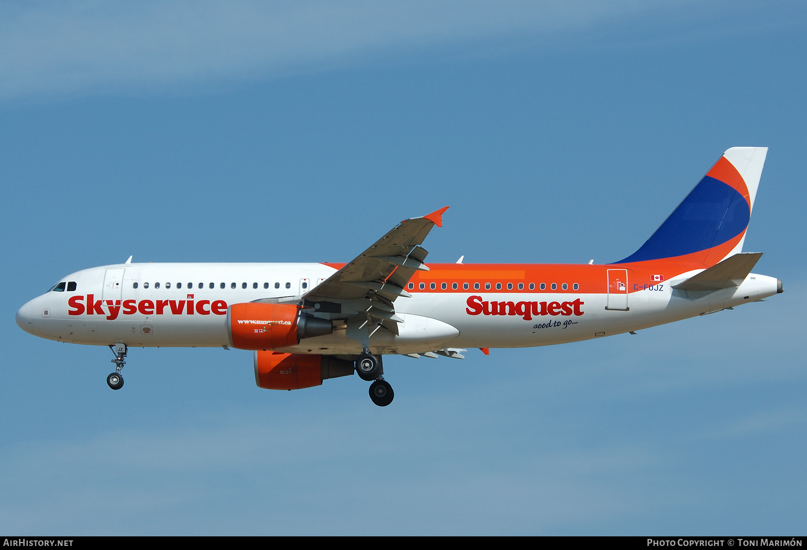 Aircraft Photo of C-FOJZ | Airbus A320-214 | Skyservice Airlines | AirHistory.net #76357