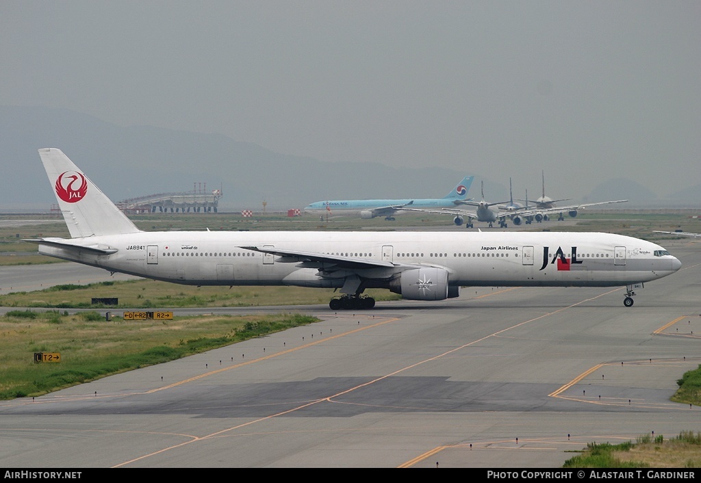 Aircraft Photo of JA8941 | Boeing 777-346 | Japan Airlines - JAL | AirHistory.net #76513