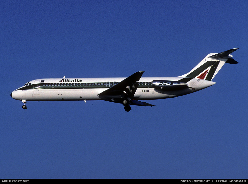 Aircraft Photo of I-DIBT | McDonnell Douglas DC-9-32 | Alitalia | AirHistory.net #76637