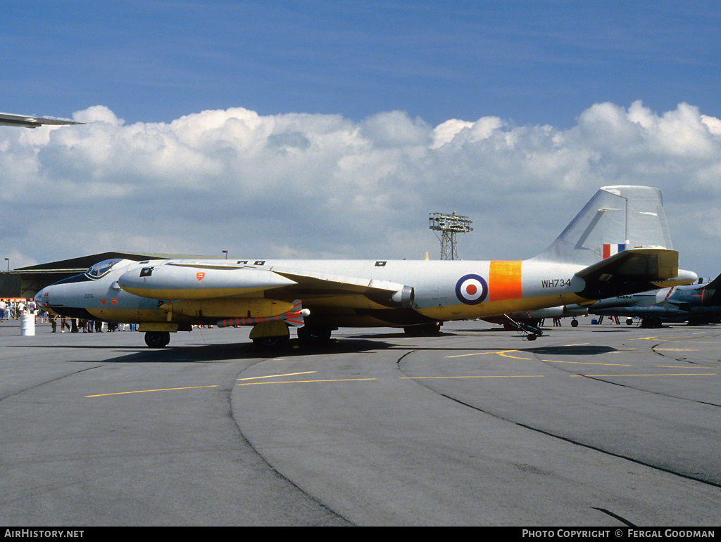 Aircraft Photo of WH734 | English Electric Canberra B2 | UK - Air Force | AirHistory.net #76692