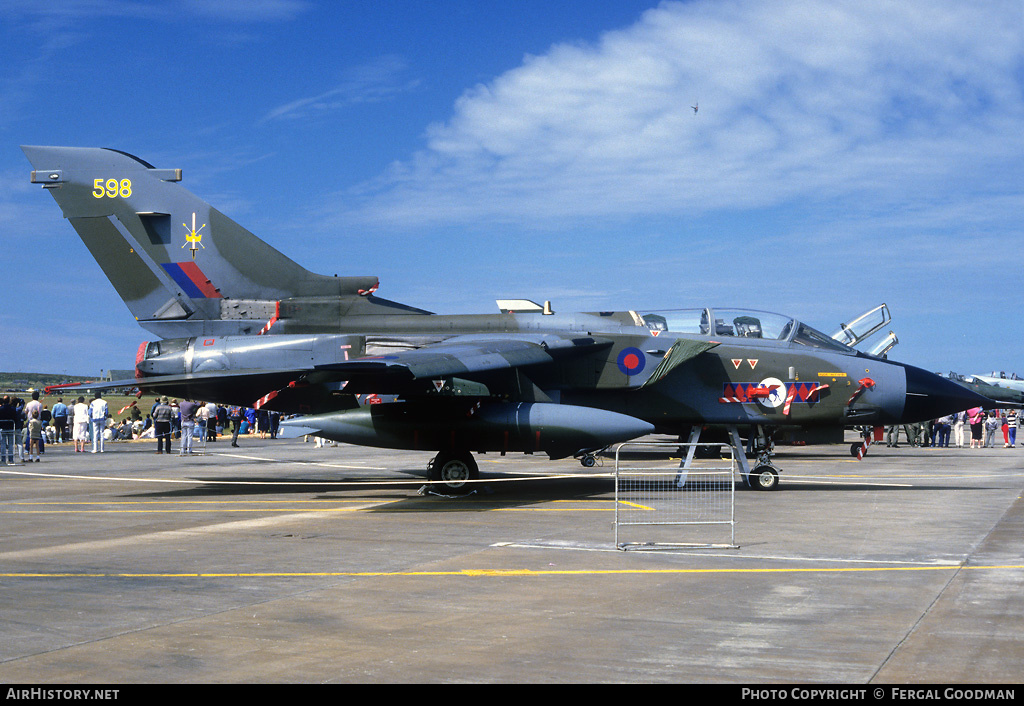 Aircraft Photo of ZA598 | Panavia Tornado GR1 | UK - Air Force | AirHistory.net #76700