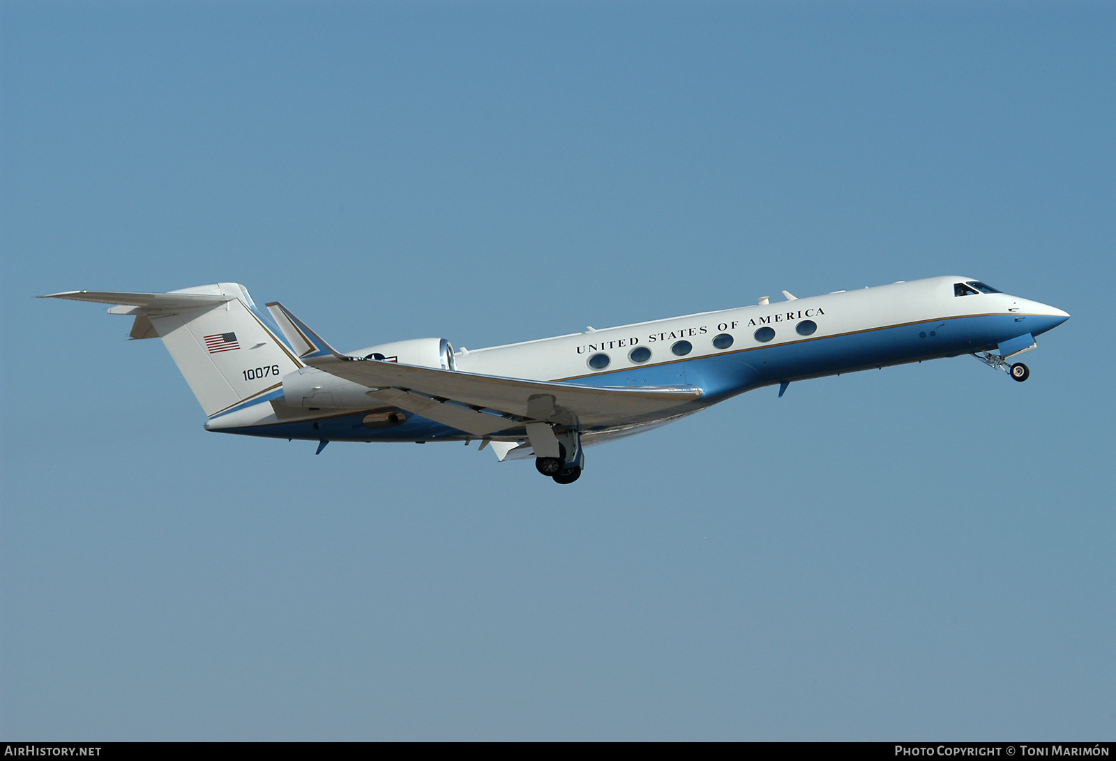 Aircraft Photo of 01-0076 / 10076 | Gulfstream Aerospace C-37A Gulfstream V (G-V) | USA - Air Force | AirHistory.net #76725