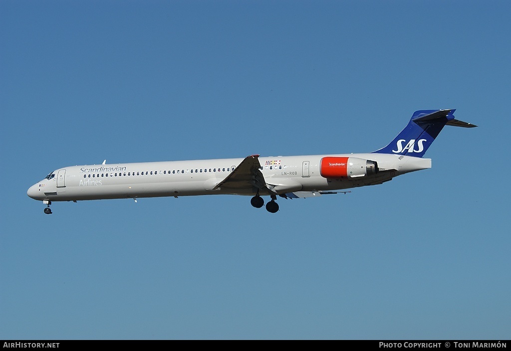 Aircraft Photo of LN-ROB | McDonnell Douglas MD-90-30 | Scandinavian Airlines - SAS | AirHistory.net #76732
