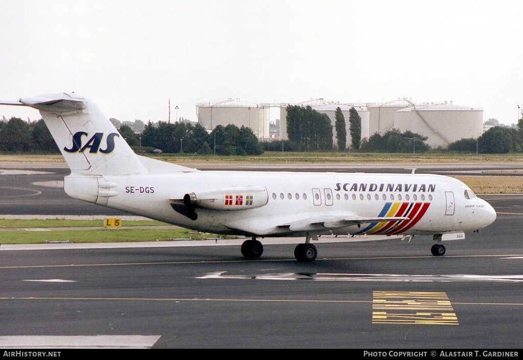 Aircraft Photo of SE-DGS | Fokker F28-4000 Fellowship | Scandinavian Airlines - SAS | AirHistory.net #77163