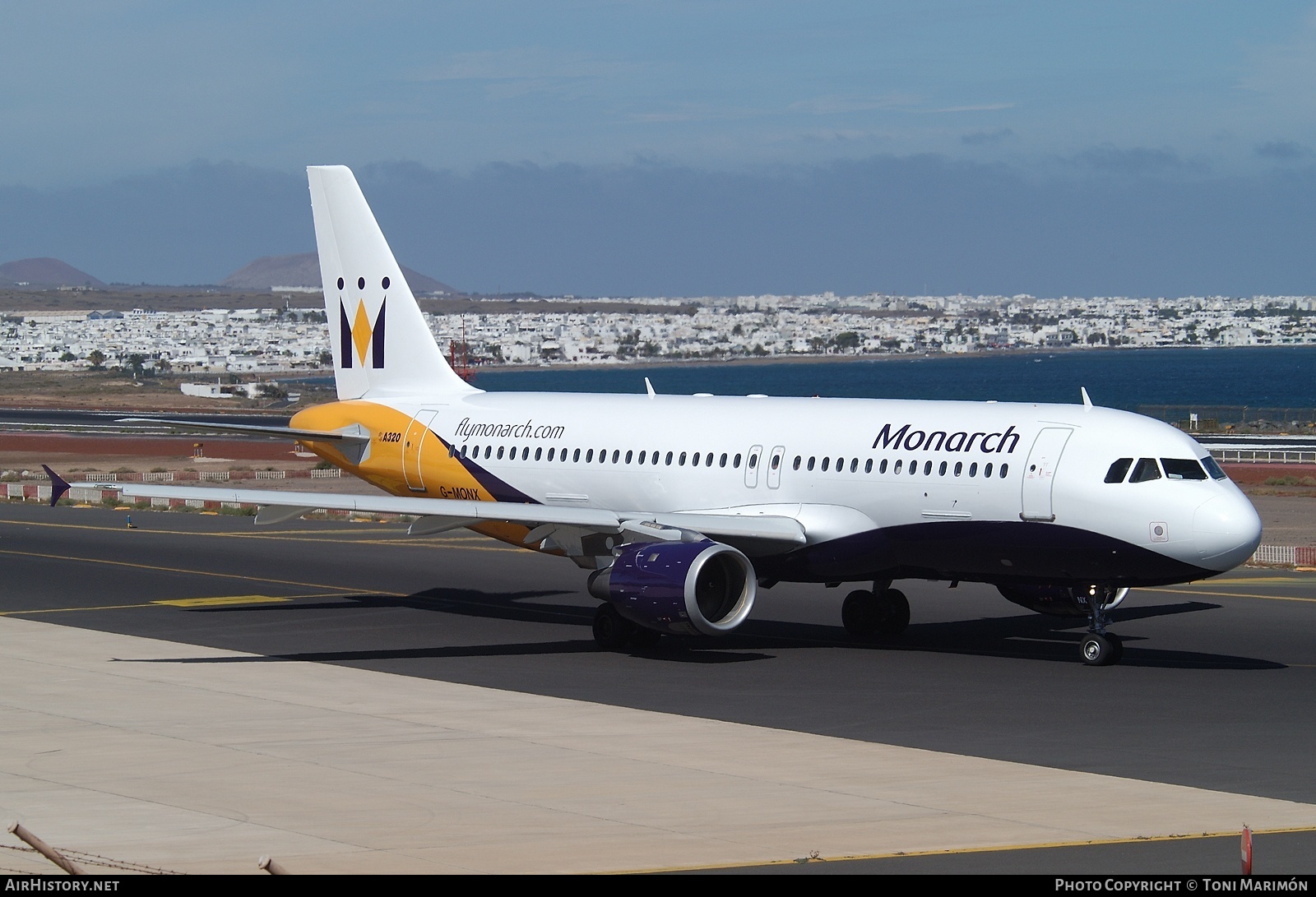 Aircraft Photo of G-MONX | Airbus A320-212 | Monarch Airlines | AirHistory.net #77172