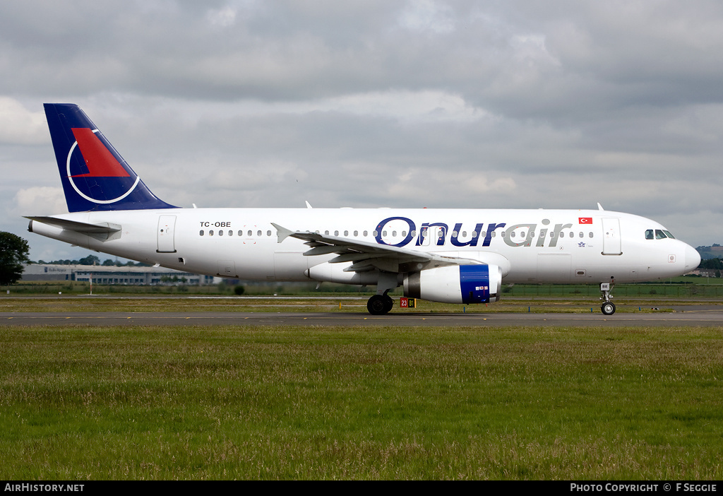 Aircraft Photo of TC-OBE | Airbus A320-231 | Onur Air | AirHistory.net #77370