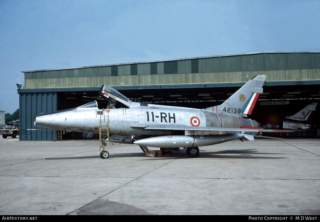 Aircraft Photo of 42138 | North American F-100D Super Sabre | France - Air Force | AirHistory.net #77374