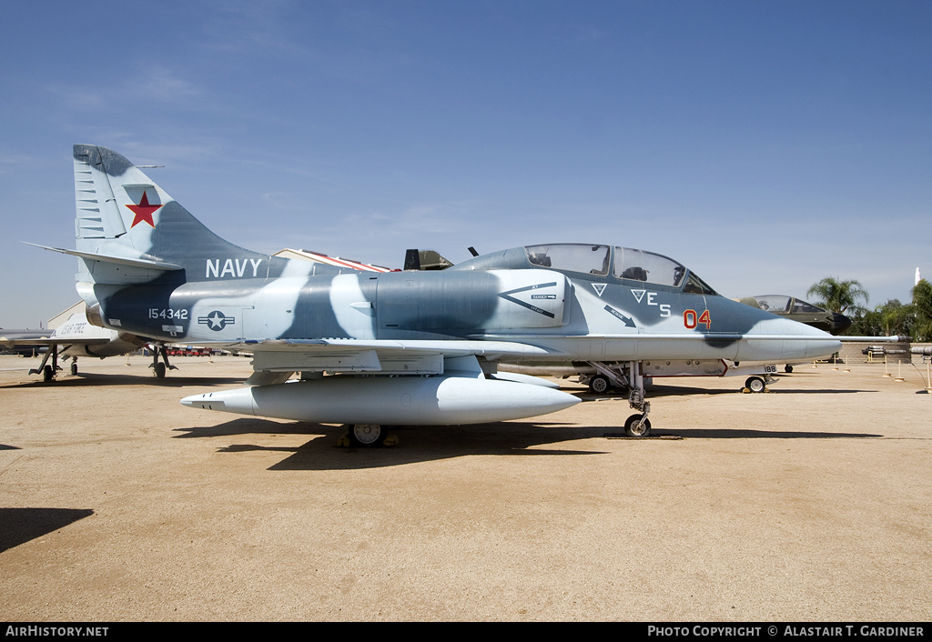 Aircraft Photo of 154342 | Douglas TA-4J Skyhawk | USA - Navy | AirHistory.net #77469