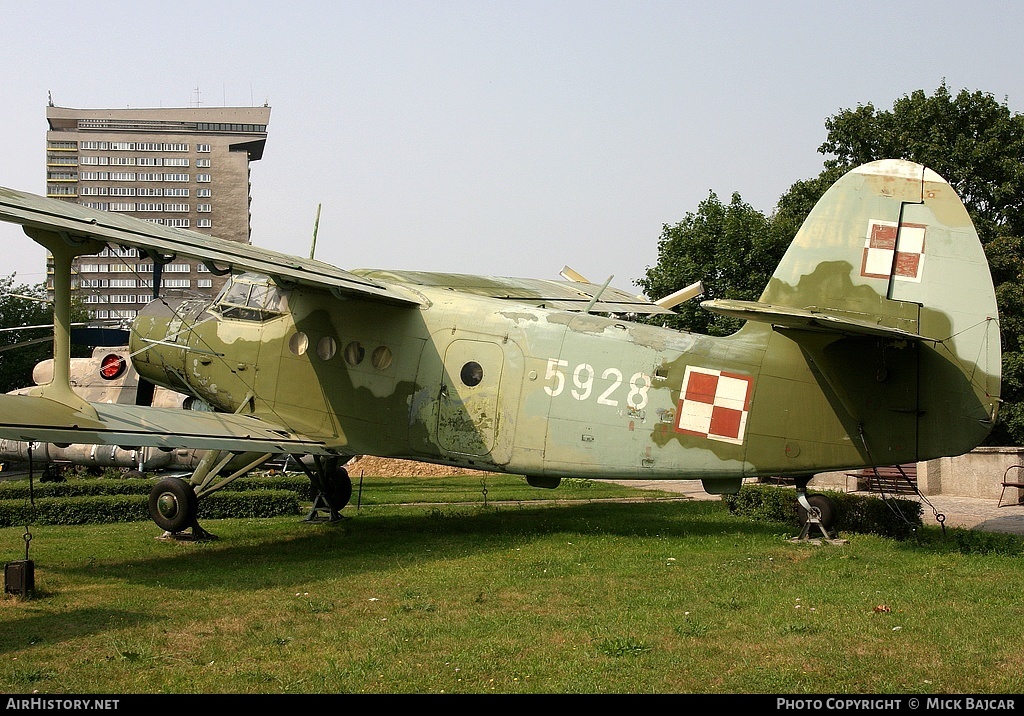 Aircraft Photo of 5928 | Antonov An-2P | Poland - Air Force | AirHistory.net #77597