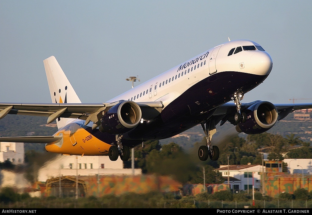 Aircraft Photo of G-OZBB | Airbus A320-212 | Monarch Airlines | AirHistory.net #77681