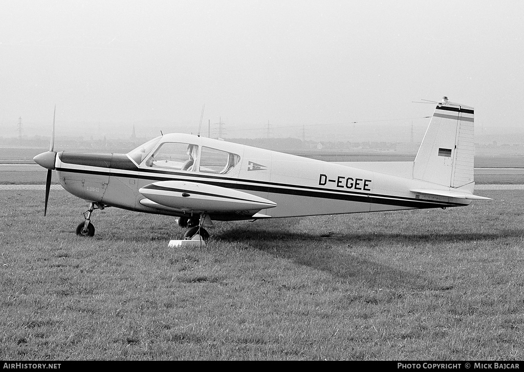 Aircraft Photo of D-EGEE | SIAI-Marchetti S-205-22R | AirHistory.net #77749