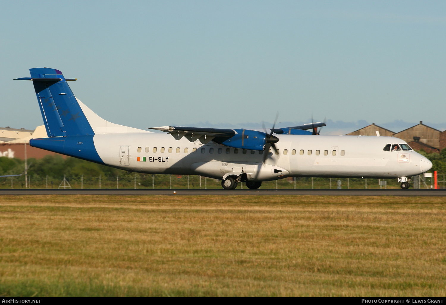Aircraft Photo of EI-SLY | ATR ATR-72-202/F | ASL Airlines | AirHistory.net #77826