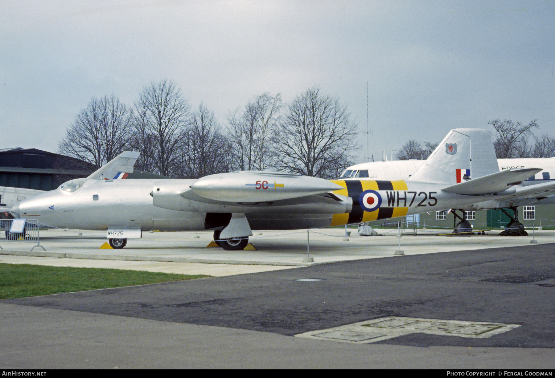 Aircraft Photo of WH725 | English Electric Canberra B2 | UK - Air Force | AirHistory.net #78025