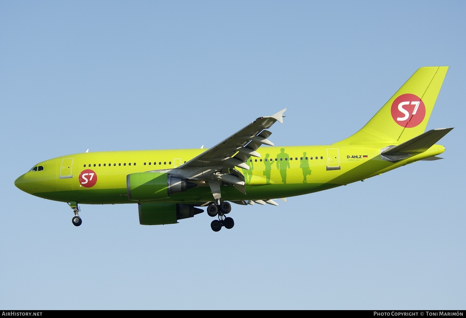 Aircraft Photo of D-AHLZ | Airbus A310-204 | S7 Airlines | AirHistory.net #78207