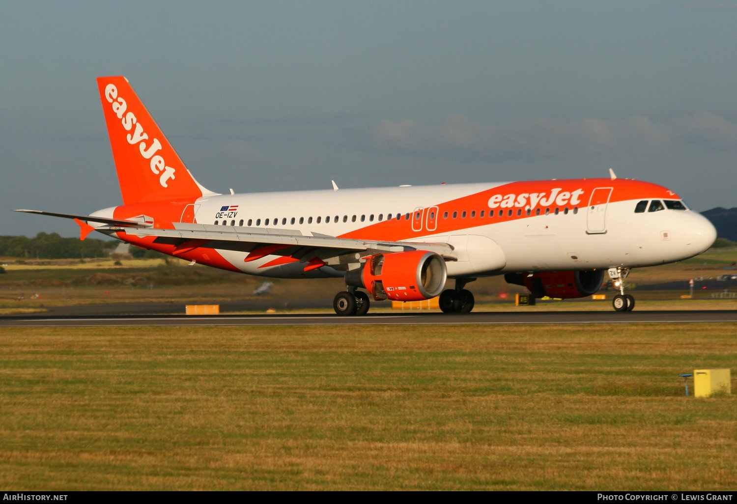 Aircraft Photo of OE-IZV | Airbus A320-214 | EasyJet | AirHistory.net #78323