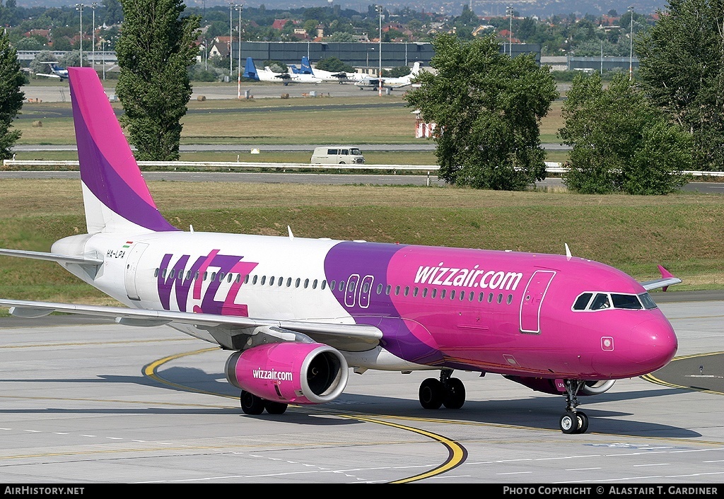 Aircraft Photo of HA-LPA | Airbus A320-233 | Wizz Air | AirHistory.net #78326