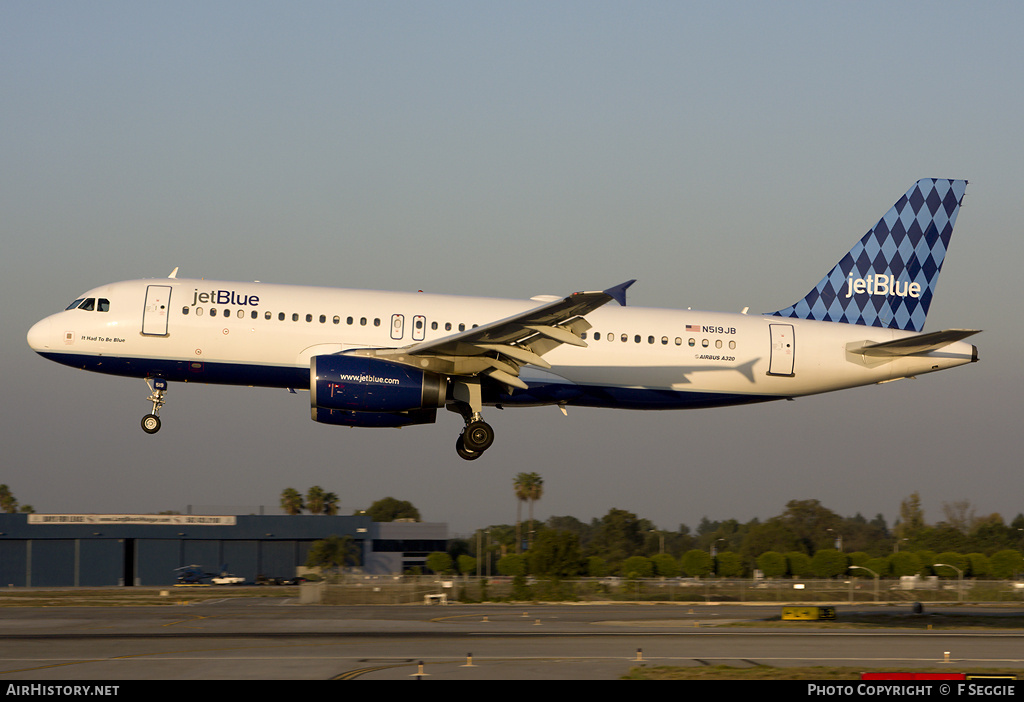 Aircraft Photo of N519JB | Airbus A320-232 | JetBlue Airways | AirHistory.net #78352