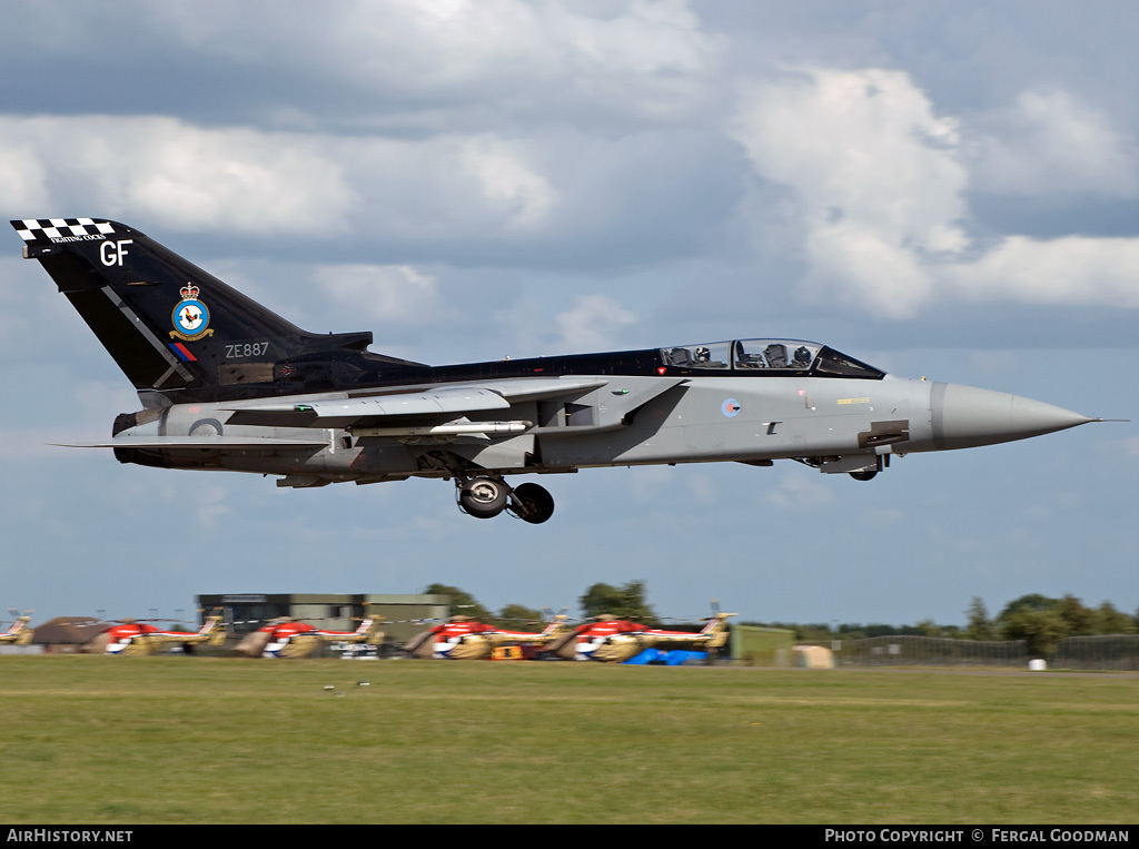 Aircraft Photo of ZE887 | Panavia Tornado F3 | UK - Air Force | AirHistory.net #78371