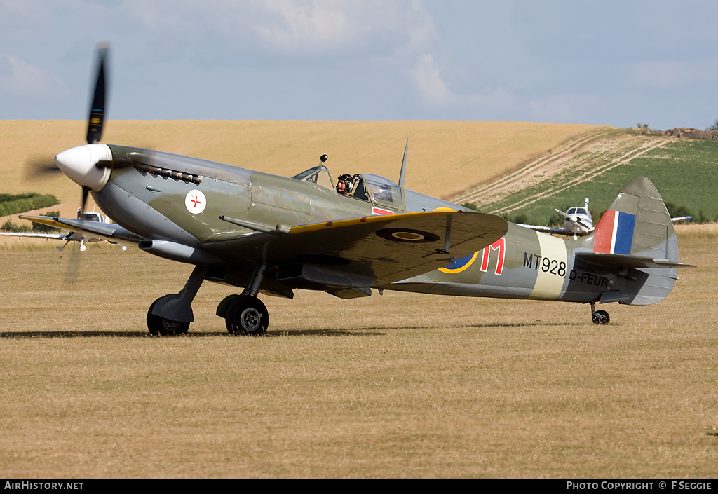 Aircraft Photo of D-FEUR / MT928 | Supermarine 359 Spitfire HF8C | AirHistory.net #78415